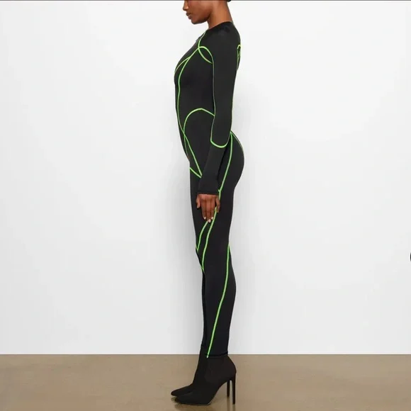 Skims Moto Contour Catsuit - Picture 9 of 9